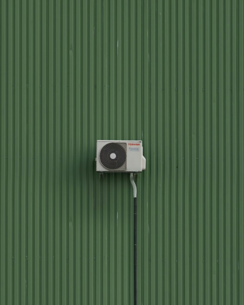 janek-valdsalu-ZsdIrTYjspg-unsplash